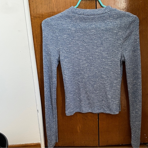 Blue / grey mock neck long sleeve - Picture 2 of 3